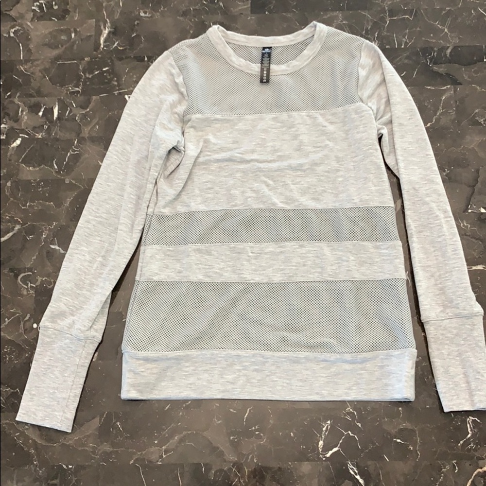 90 Degree Workout top Mesh Grey